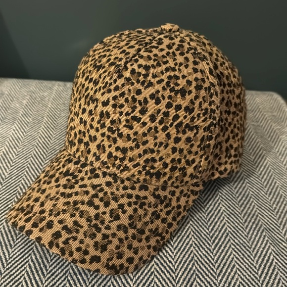 Accessories - Animal Print Hat